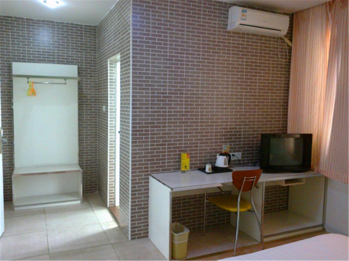 V8 Hotel Xilang Subway Branch 広州 エクステリア 写真